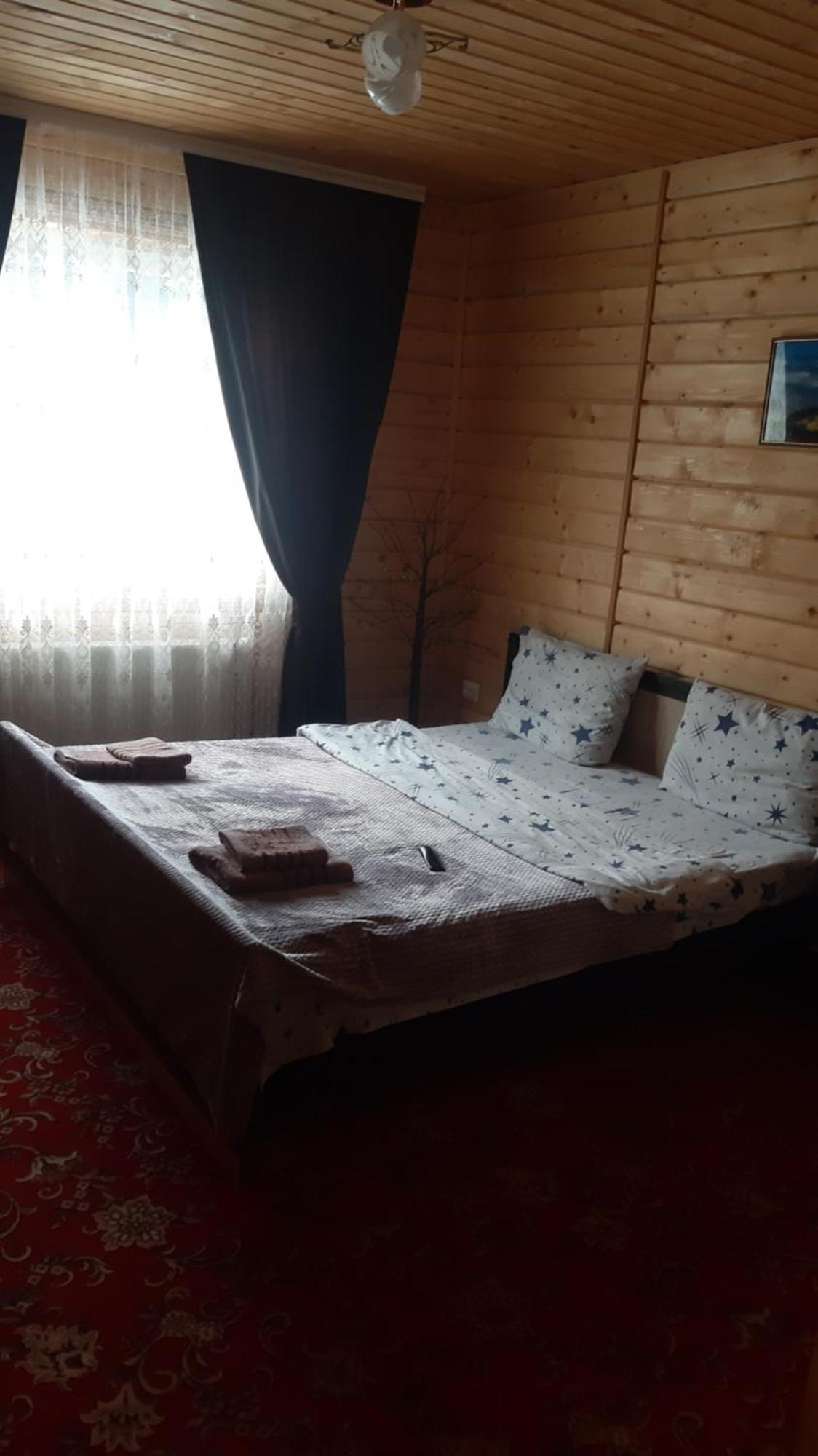 Проживание в семье затишні карпати)) *